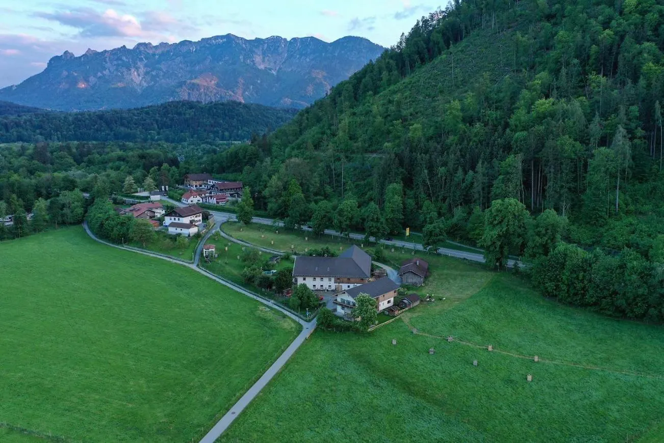 Διαμέρισμα Ferienwohnungen Dopplerhof Piding
